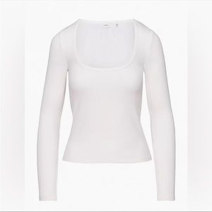 NWT Aritzia Wilfred long sleeve